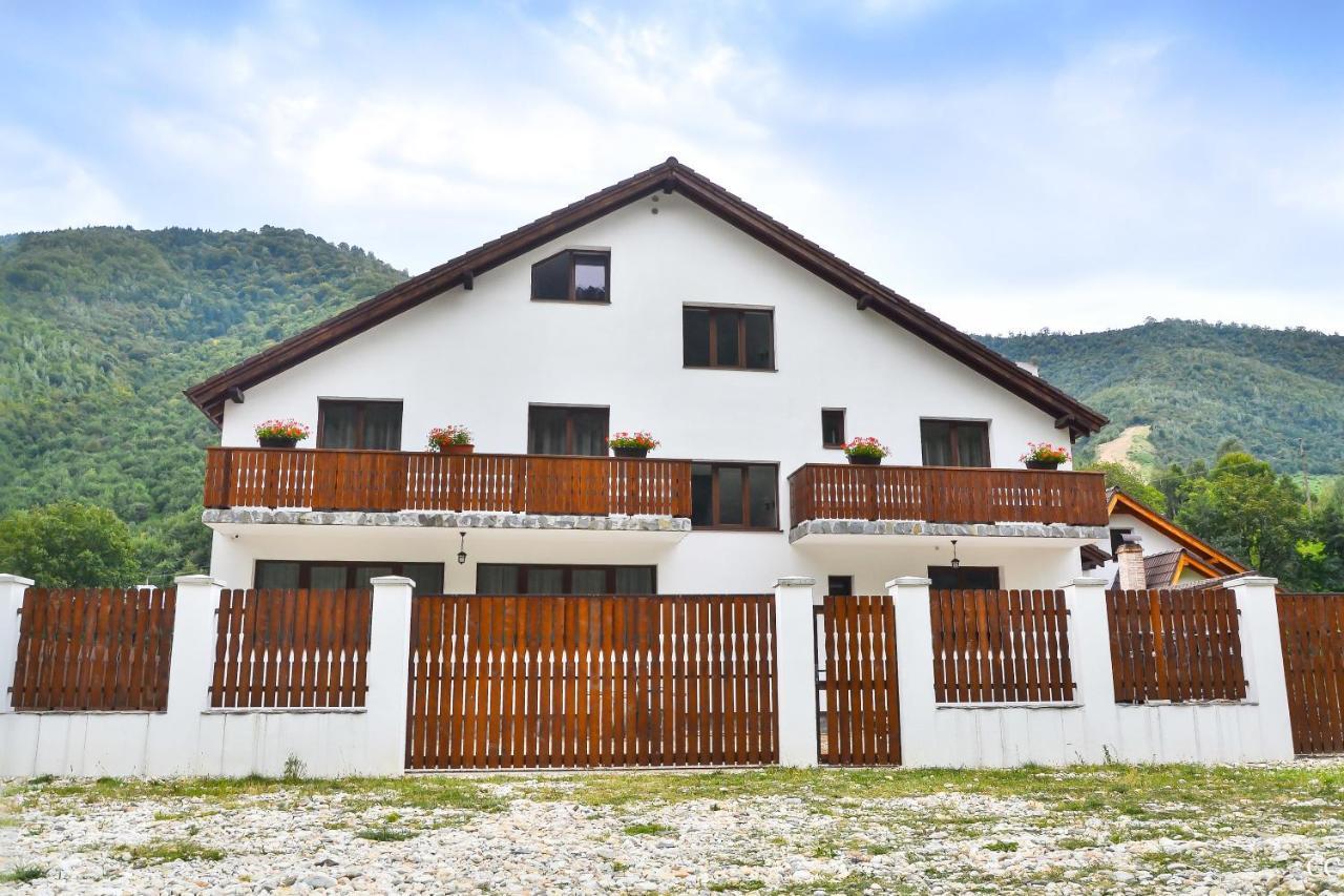 Popasul Junilor Hotel Gura Rîului Exterior foto